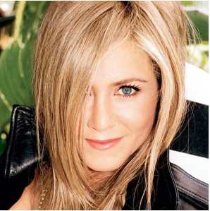 Jennifer Anniston é linda, há anos! E sabe se maquiar para parecer sempre jovem.