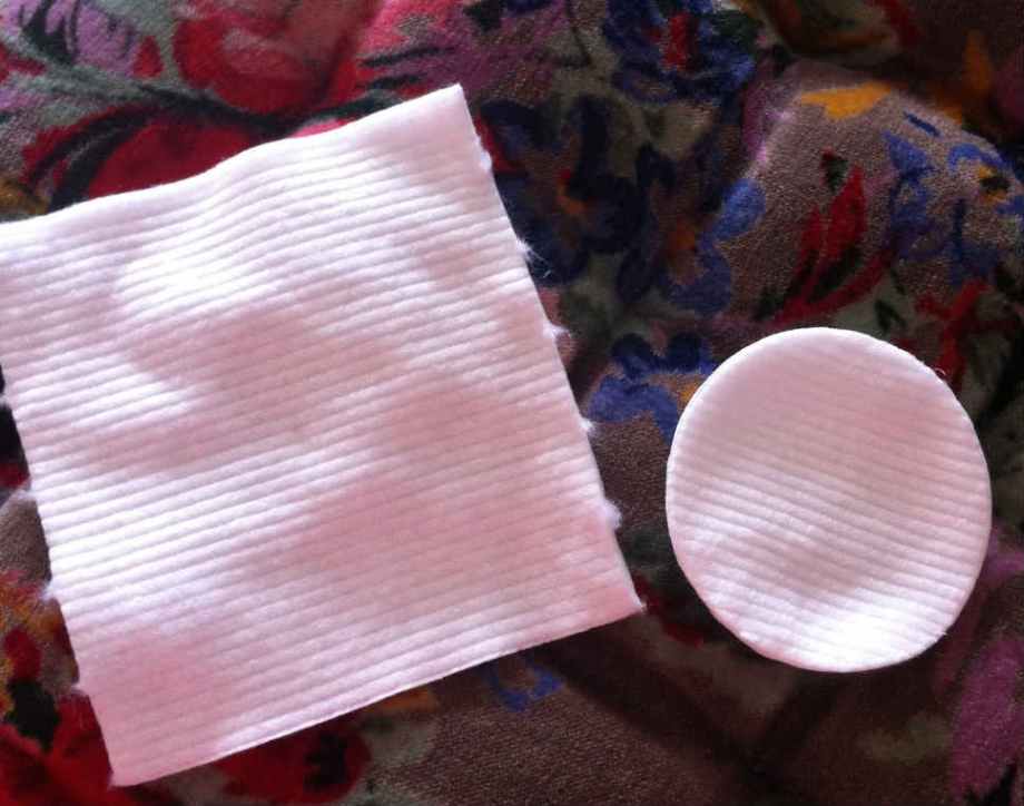 Ótimos para remover o make: ambos são da coleção Penélope Charmosa, da Bellacotton. 