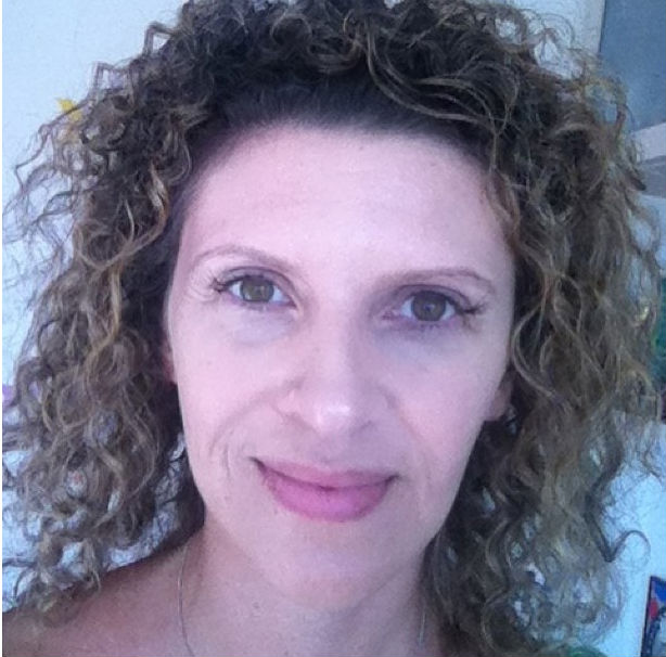 E o cabelo fica assim: feliz, leve, com movimento, solto. Como se você tivesse acabo de cortar.